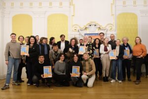 Gruppenfoto aller Preisträger_innen